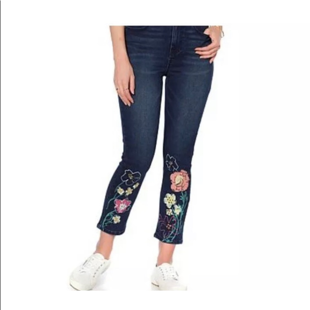 DG2 Cropped Jeans